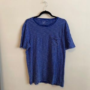 Men’s size large, blue and white striped t-shirt